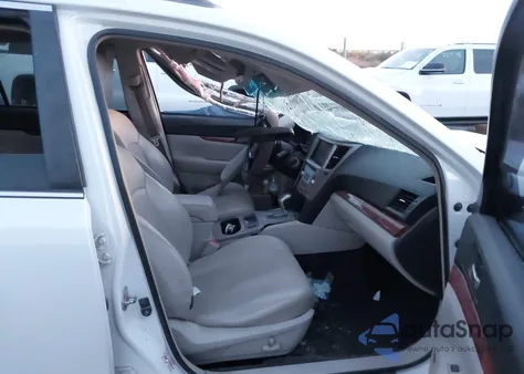 2012 Subaru Outback 2.5I Limited z USA, uszkodzony, nr VIN 4S4BRBLC1C3296760